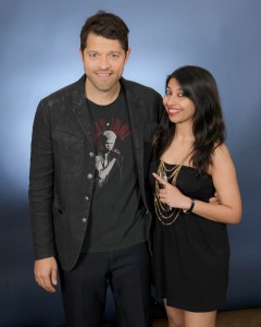 Misha Collins, Lucifer from The CW's "Supernatural," with Abhiruchi Jain, The Signal online editor, during the Houston "Supernatural" convention. Photo courtesy of The Signal Online Editor Abhiruchi Jain. 