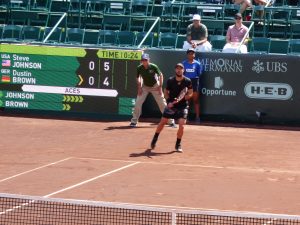 Winner of the 2017 U.S. Men's Clay Court Championship at River Oaks Country Club, Steve Johnson. Photo taken by The Signal Reporter, Crystal Sauceda.