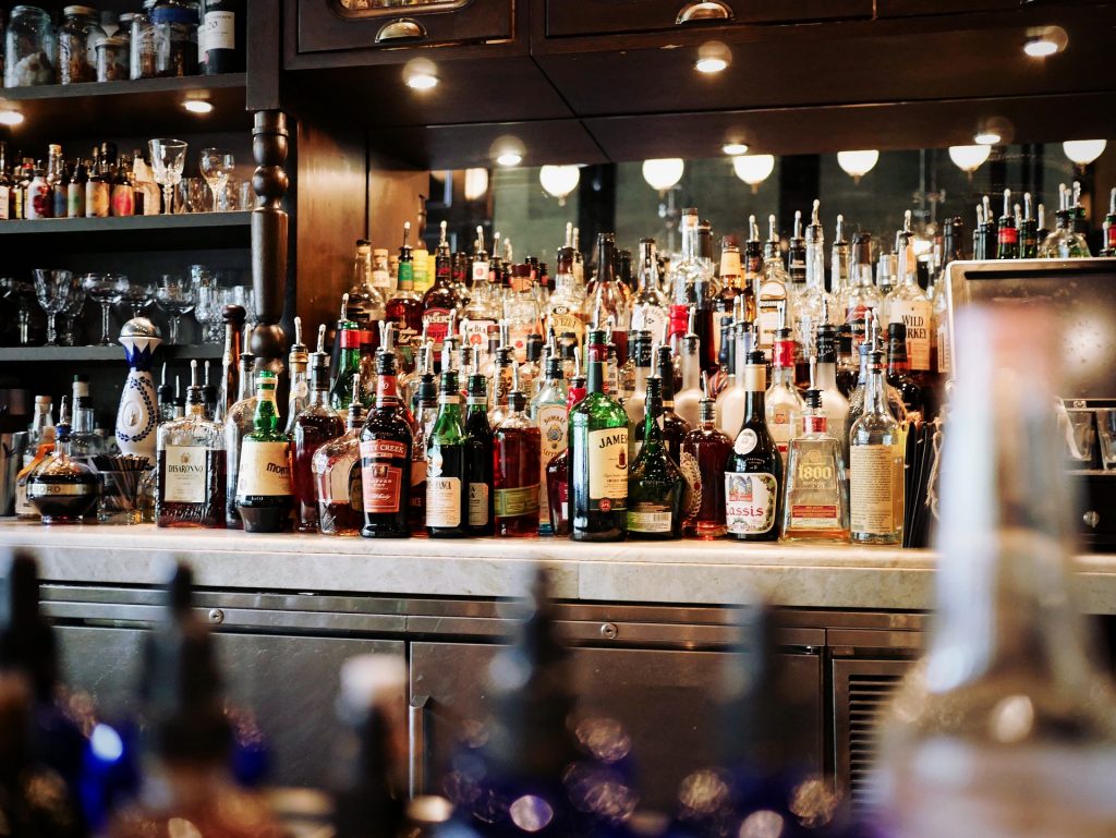 Bartenders overserving is a growing problem in the greater Houston area. Photo Courtesy of Pixabay.